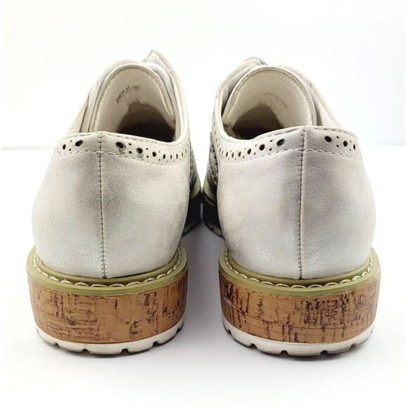 Miss‎ Liberto Silver Wingtip Shoes - Size 37/US 6.5 - Picture 5 of 8